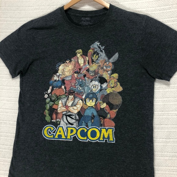 Capcom Graphic T-Shirt Video Game‎ Characters Heather Gray Tee Size L - Picture 1 of 6